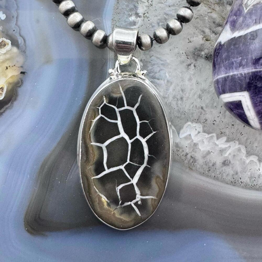 Sterling Silver Southwestern Style Oval Septarian Pendant For Women